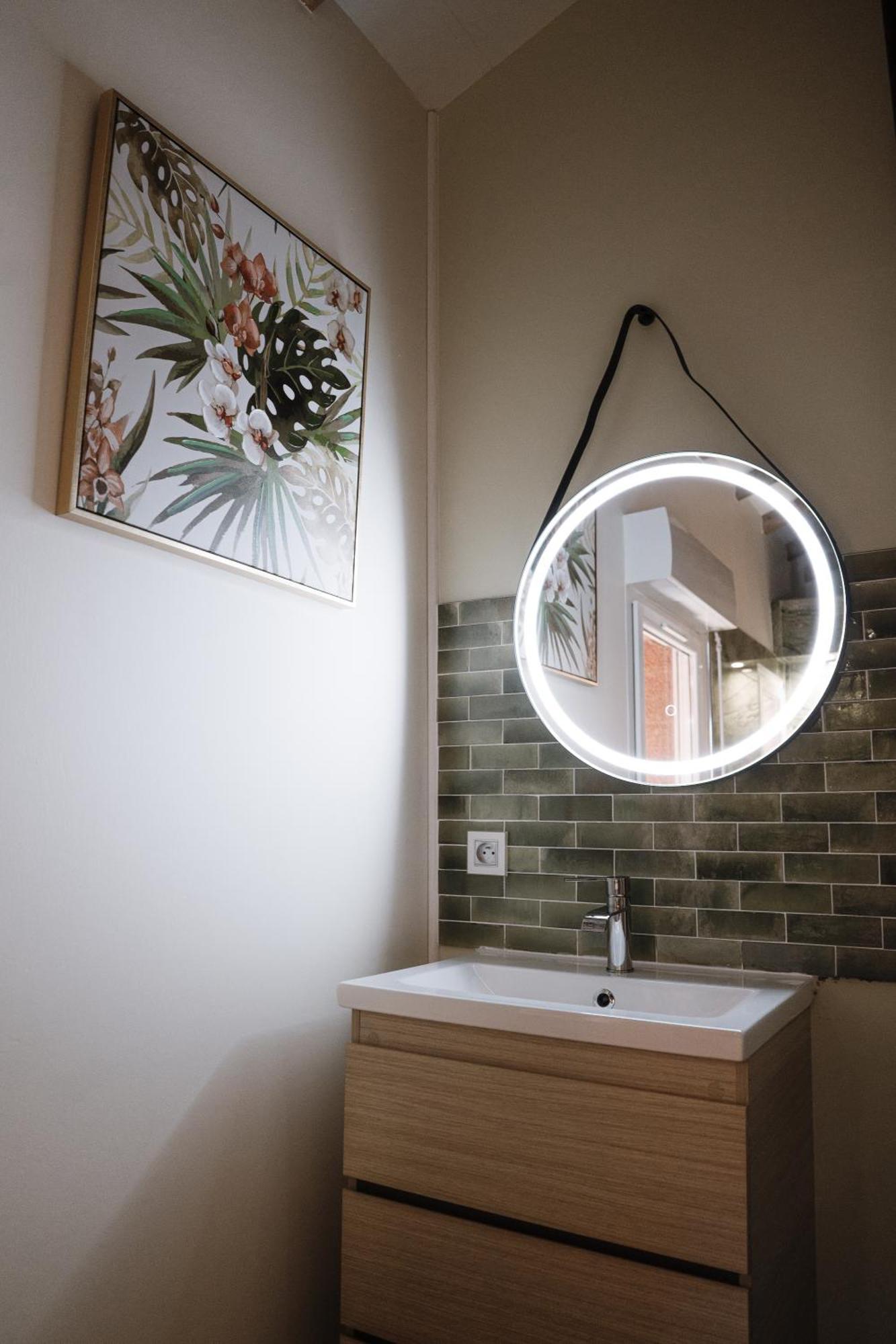 Appart Hotel Le 8 La Suite & Spa - Parking Gratuit - Mâcon Exteriör bild