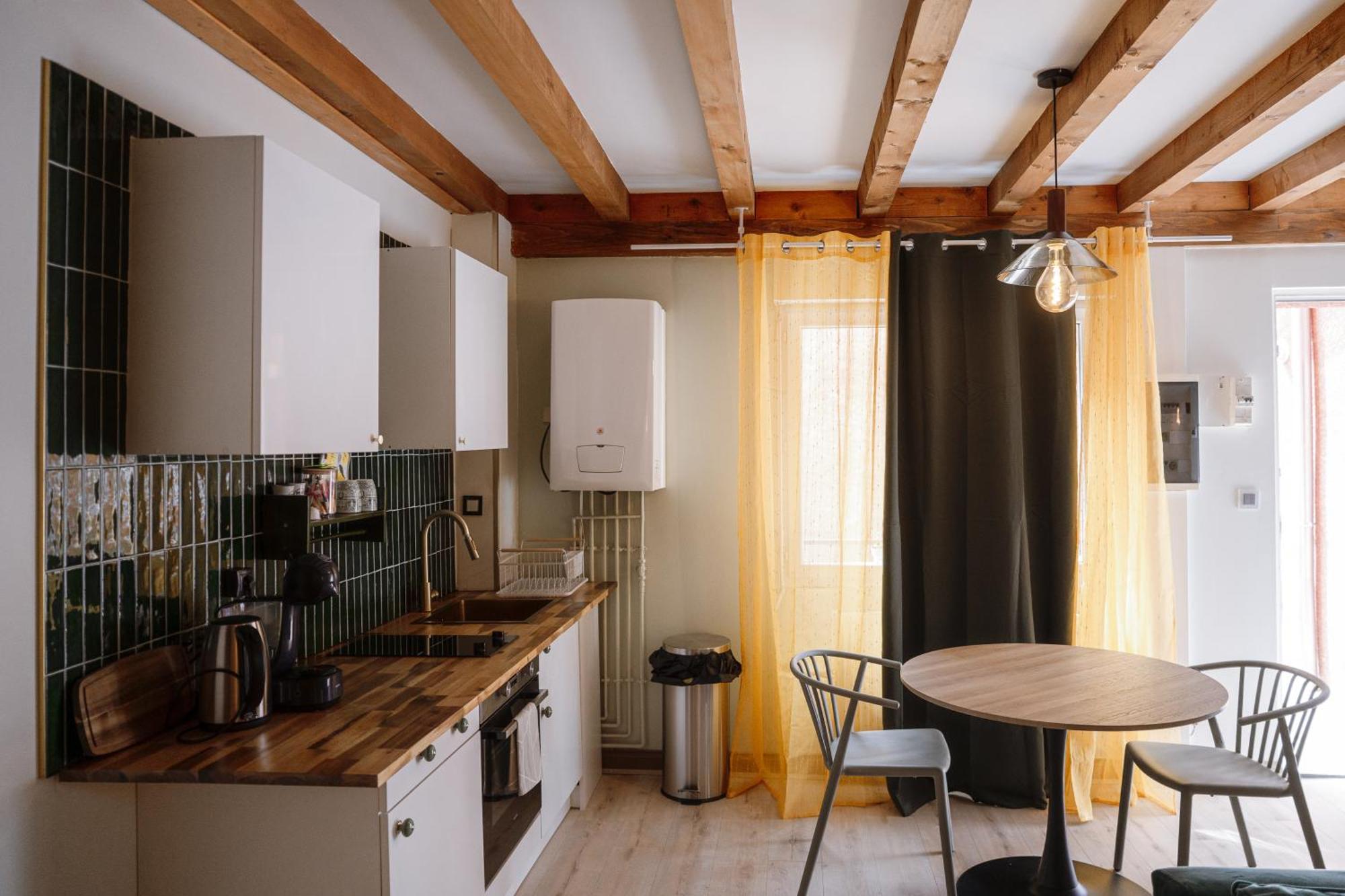 Appart Hotel Le 8 La Suite & Spa - Parking Gratuit - Mâcon Exteriör bild